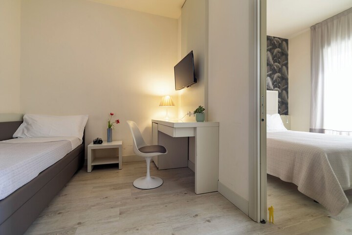 Room 42 of 86