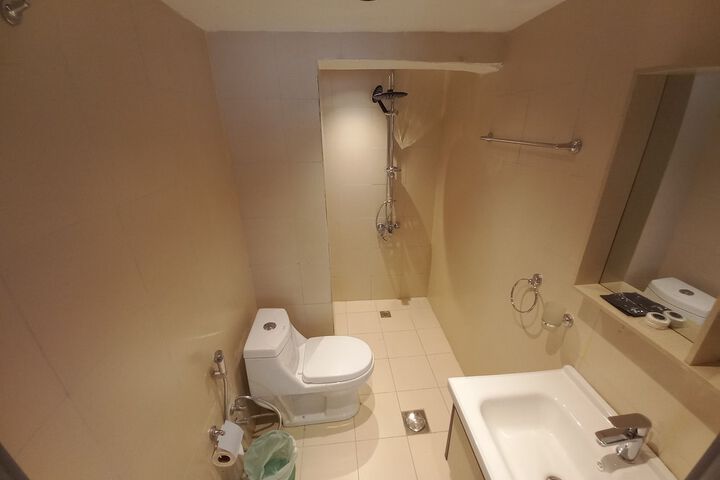 Room 42 of 50