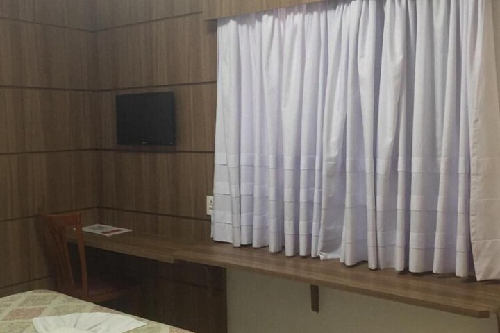 Room 11 of 51