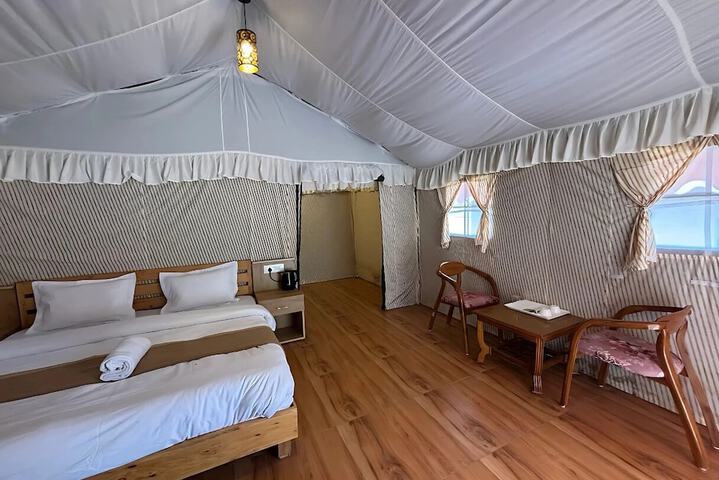 Room 5 of 24