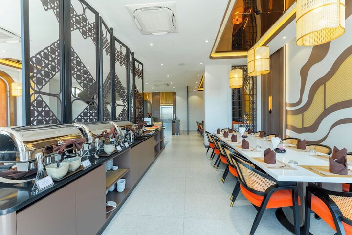Dining 113 of 156