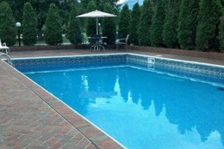 Pool 9 of 12