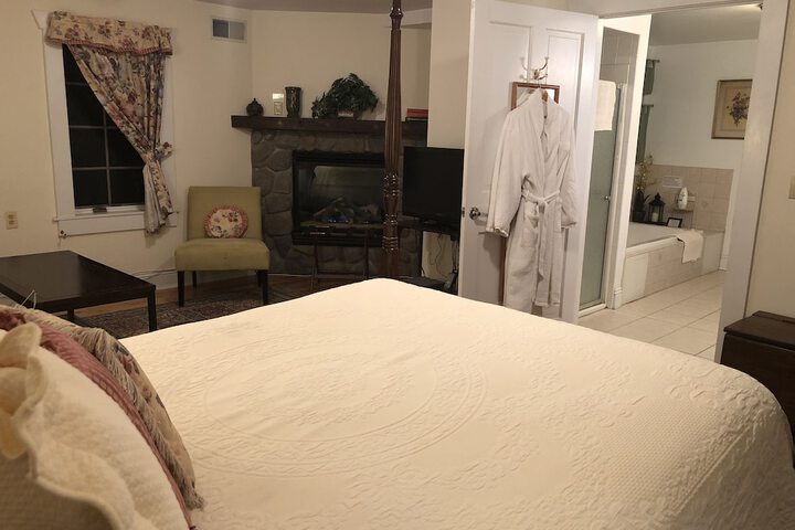 Room 20 of 62