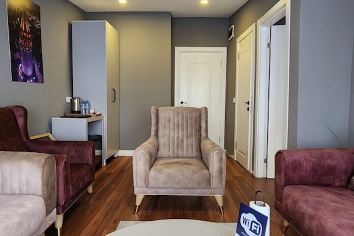 Room 15 of 73