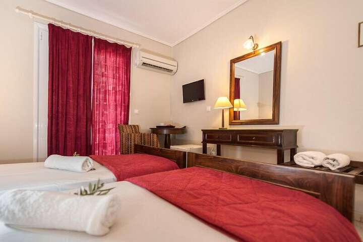 Room 4 of 53