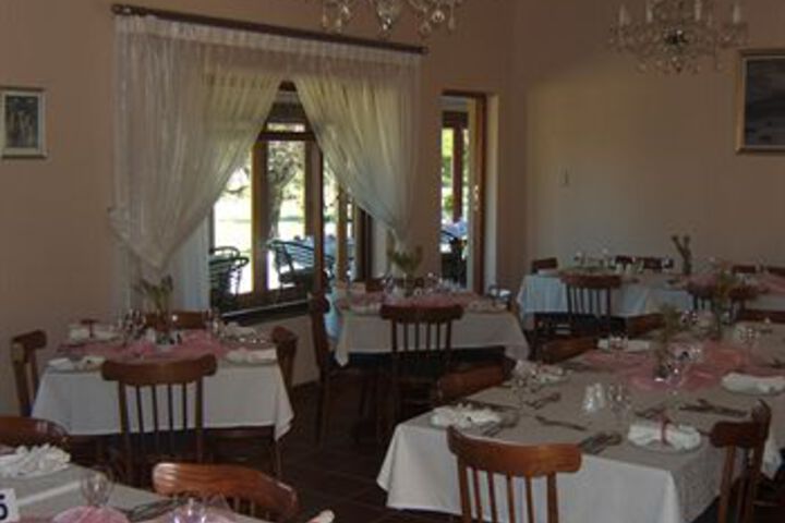 Ballroom/Hall 3 of 37