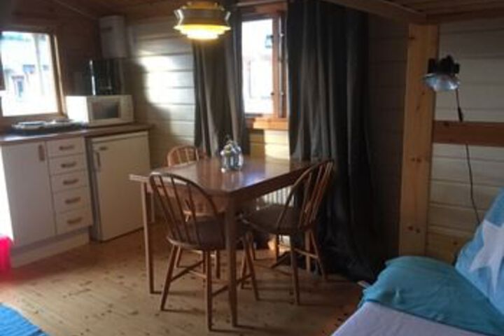 Room 8 of 10