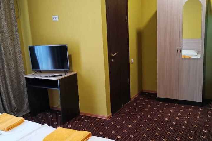Room 16 of 23
