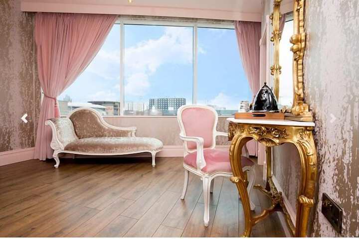 Room 115 of 194