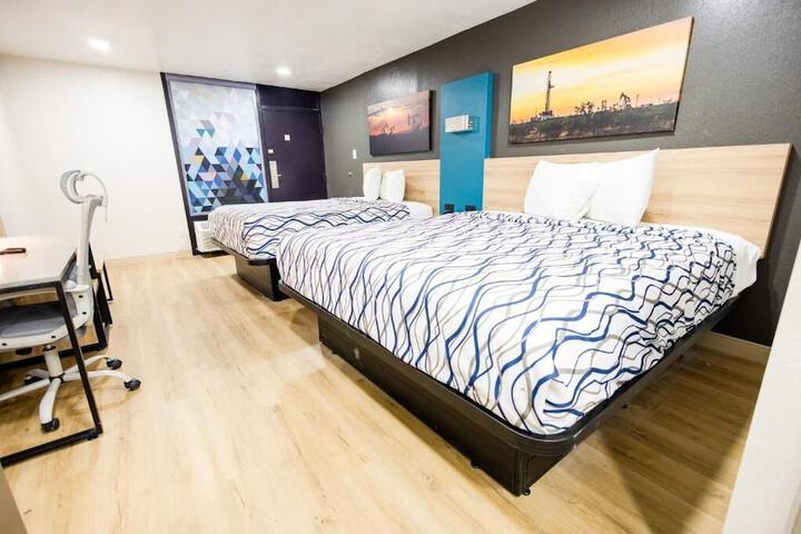 Room 2 of 17