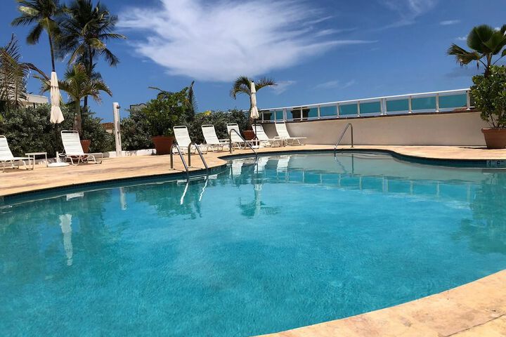 Pool 11 of 18