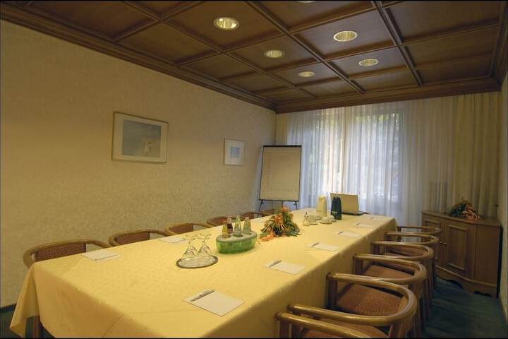Meeting 21 of 23