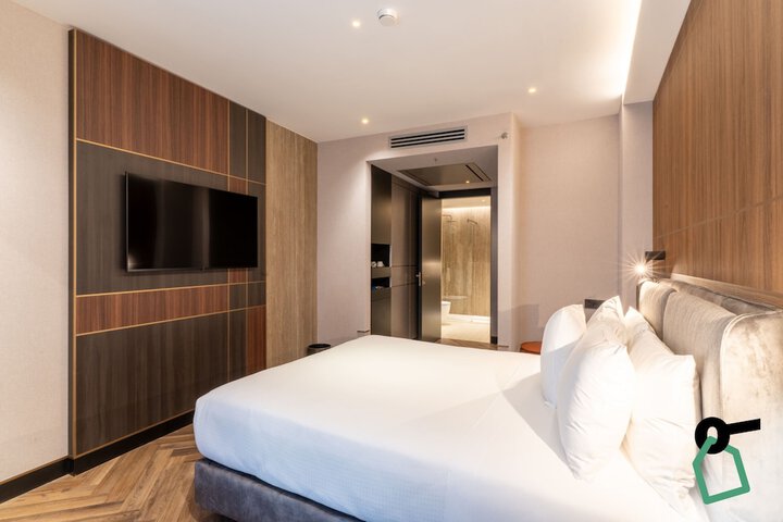 Room 19 of 50