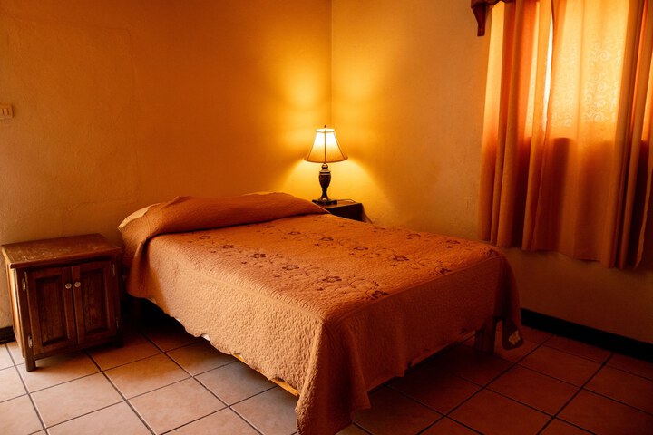 Room 14 of 20