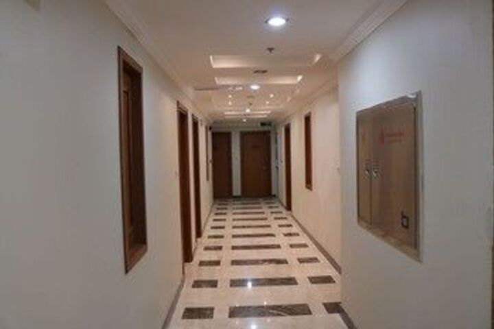 Ballroom/Hall 32 of 57