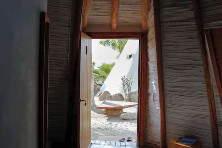 Room 3 of 49