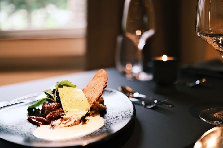 Dining 45 of 81