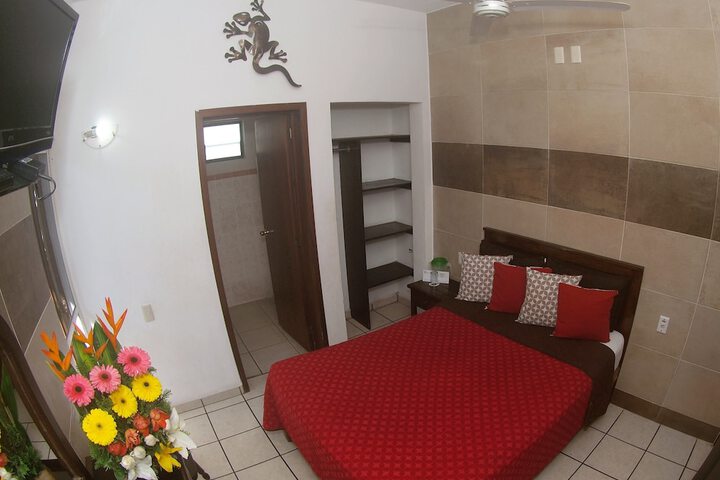 Room 8 of 29