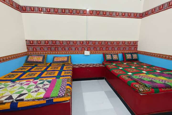 Room 8 of 35