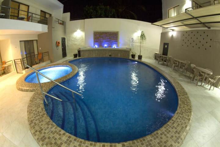 Hotel Pool