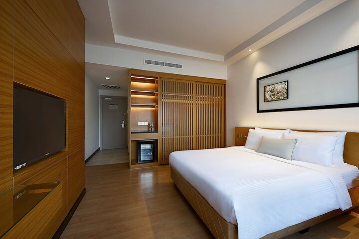 Room 6 of 58