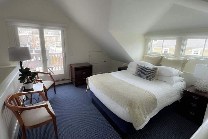Room 19 of 47