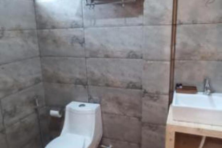 Room 20 of 23
