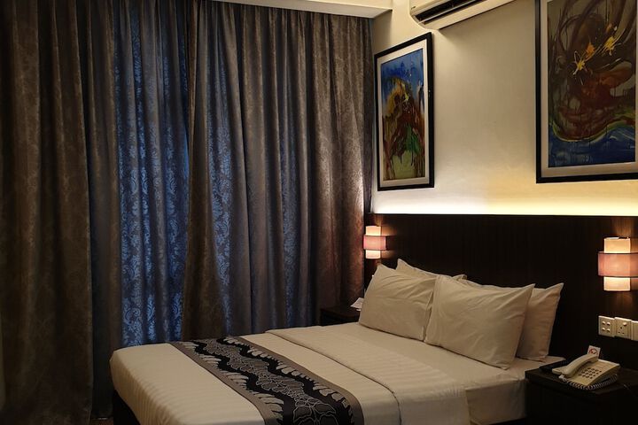 Room 12 of 41