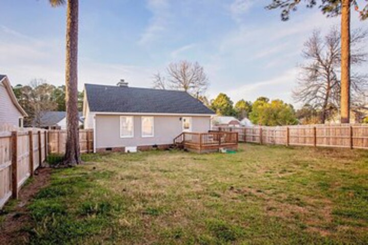 Property Grounds 22 of 31