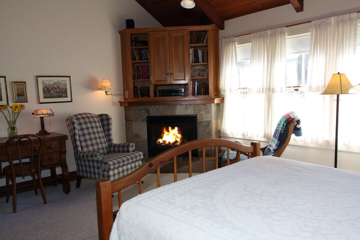 Room 27 of 162