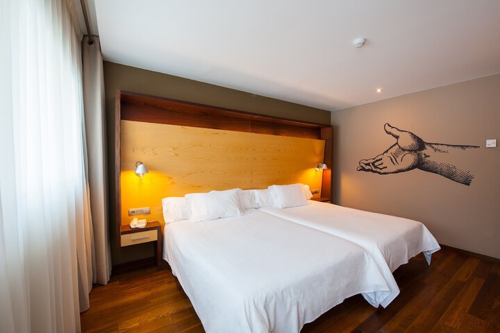 Room 21 of 113