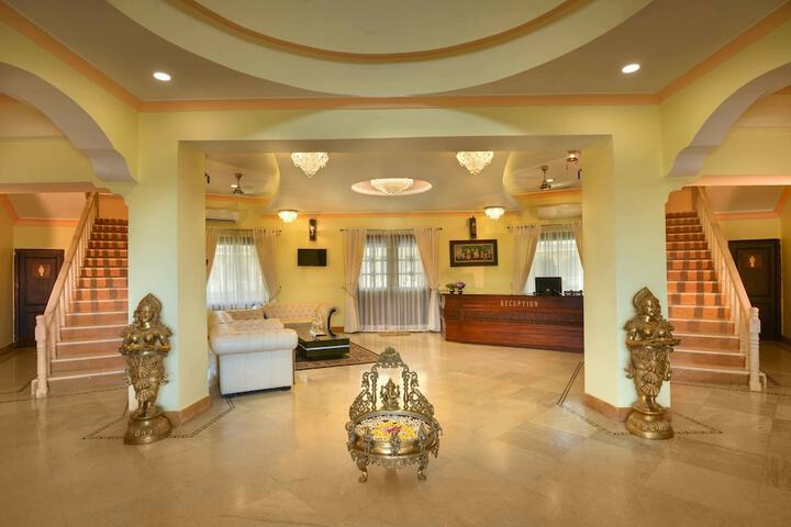 Hotel Interior 4 of 45