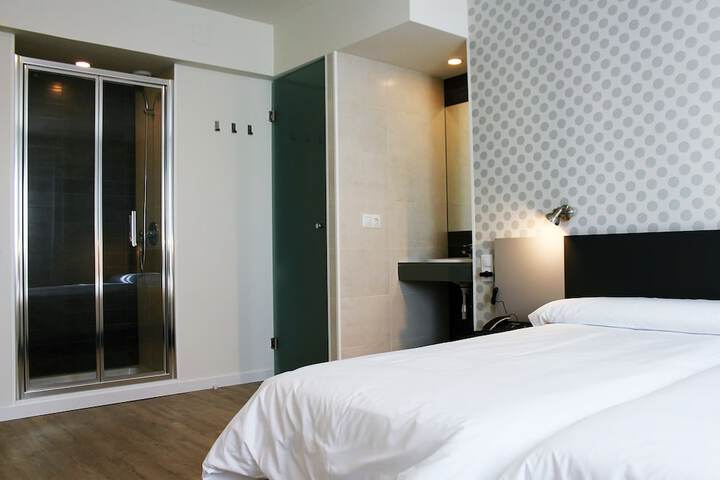 Room 29 of 65