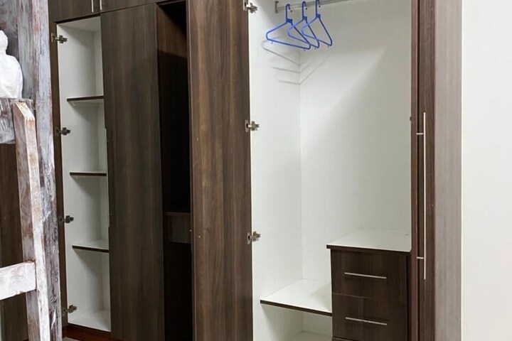 Room 48 of 190