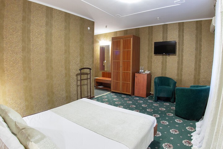 Room 7 of 56