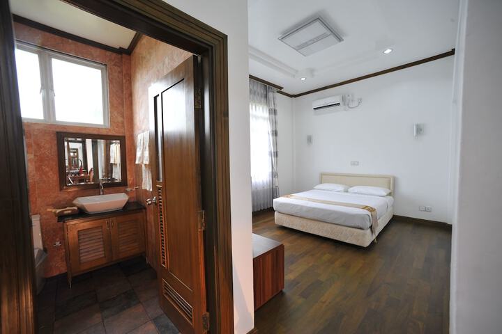 Room 13 of 57