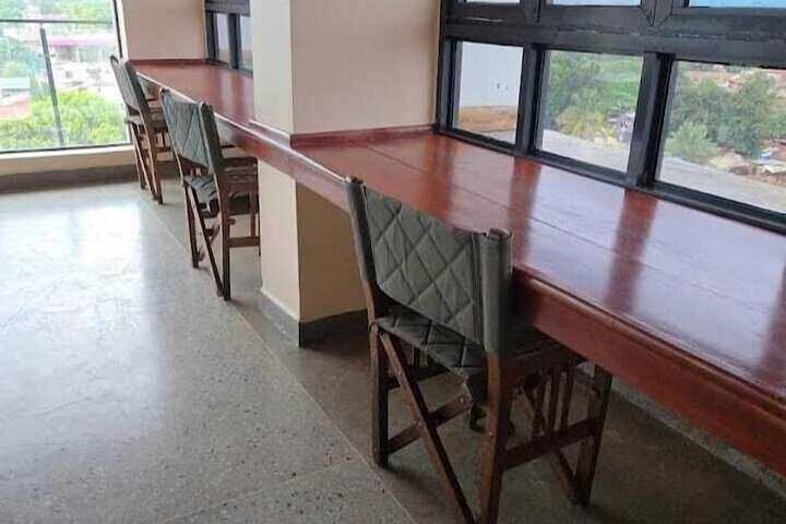 Room 12 of 27