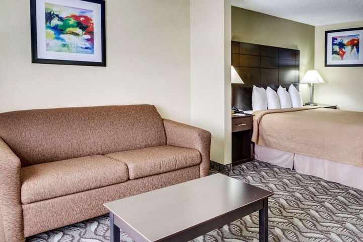 Room 42 of 68