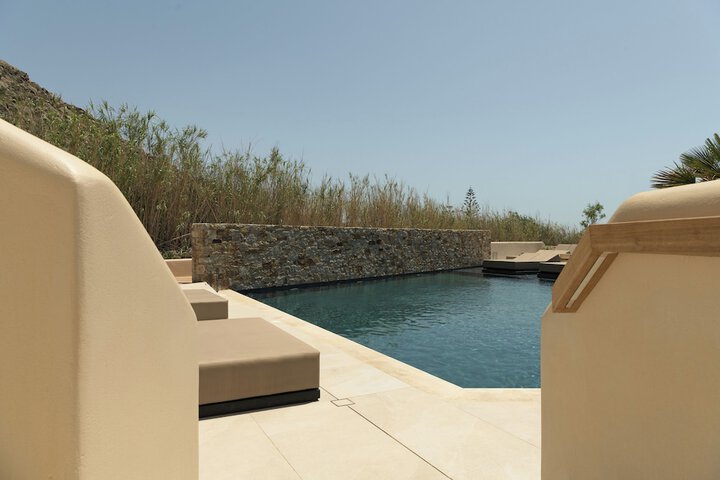 Pool 119 of 252