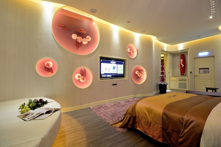 Room 10 of 57