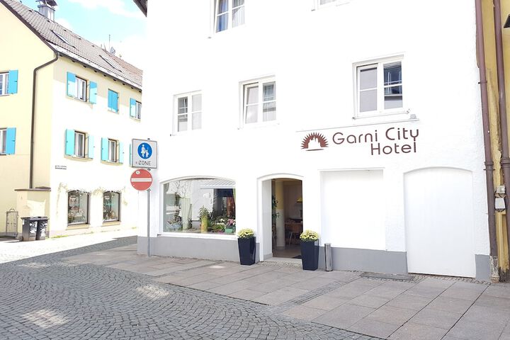 Garni City Hotel