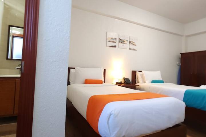 Room 18 of 35