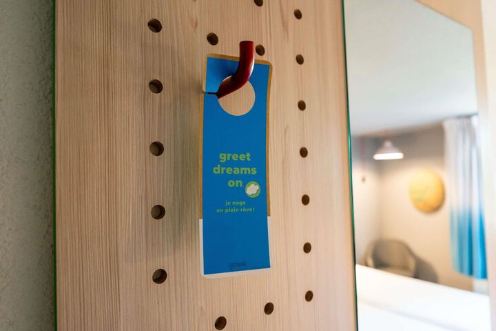 Room amenity