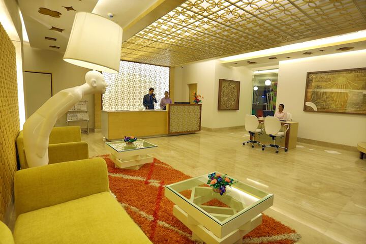 Guest Lobby