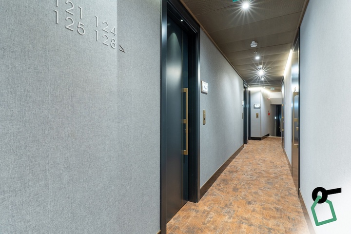 Ballroom/Hall 46 of 50
