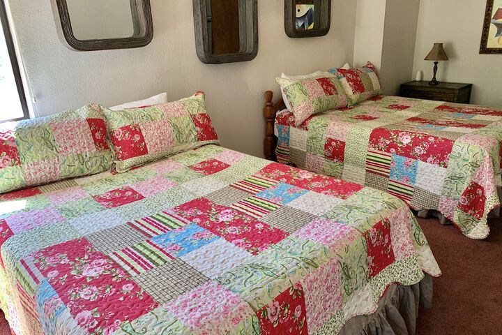 Room 28 of 178