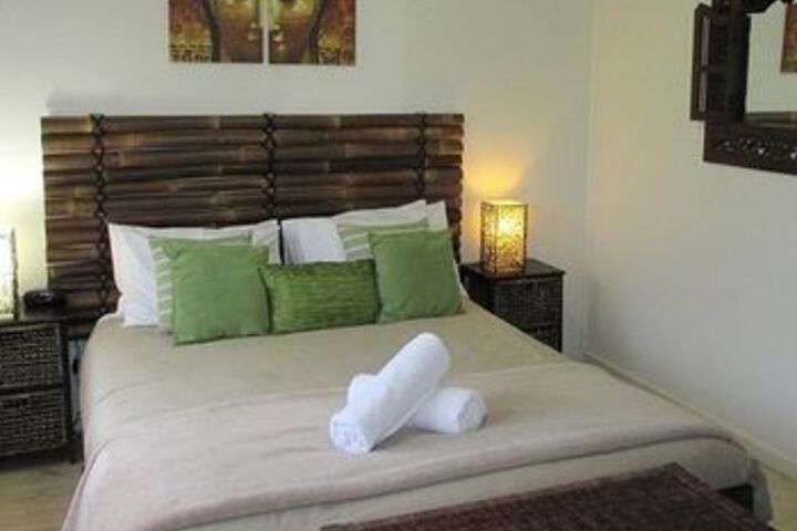 Room 6 of 25
