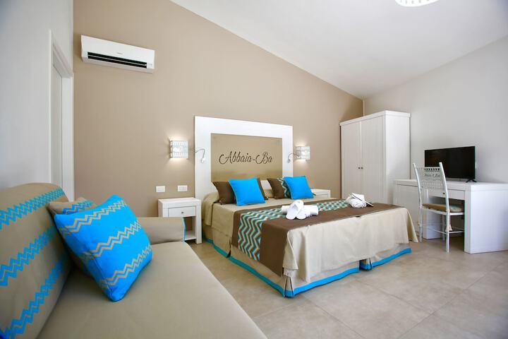 Room 10 of 48