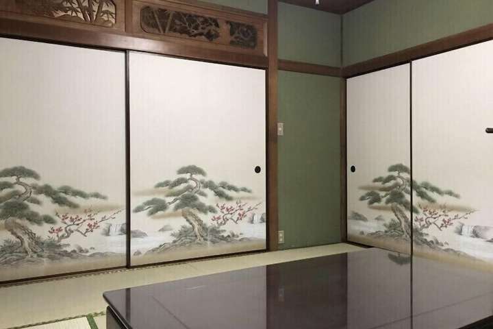 Room 7 of 35