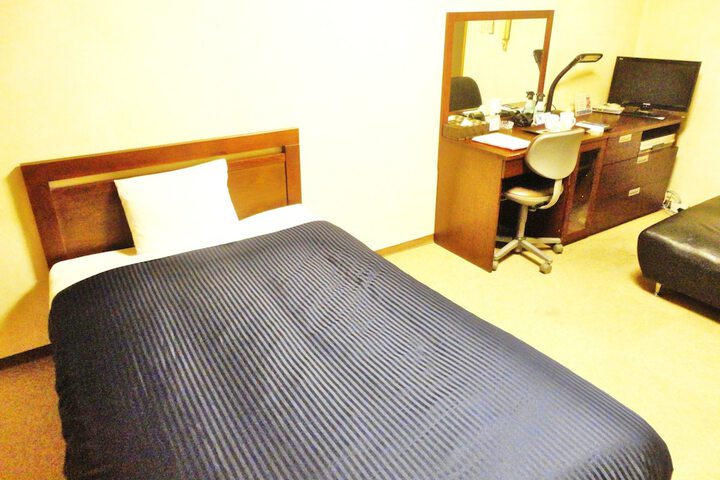 Room 9 of 23